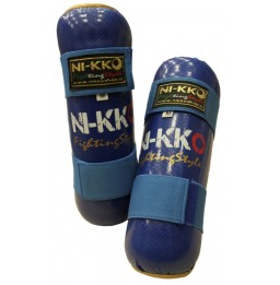 Nikko scheen blauw